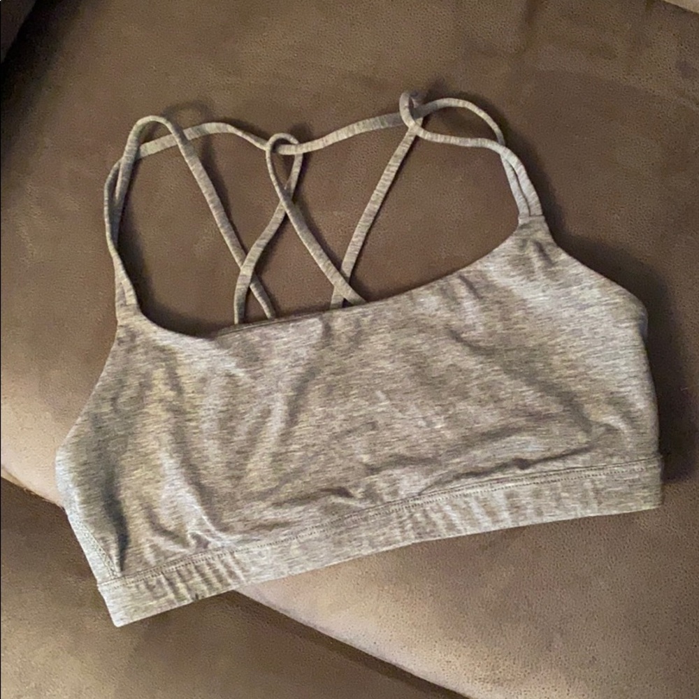 GapFit sports bra